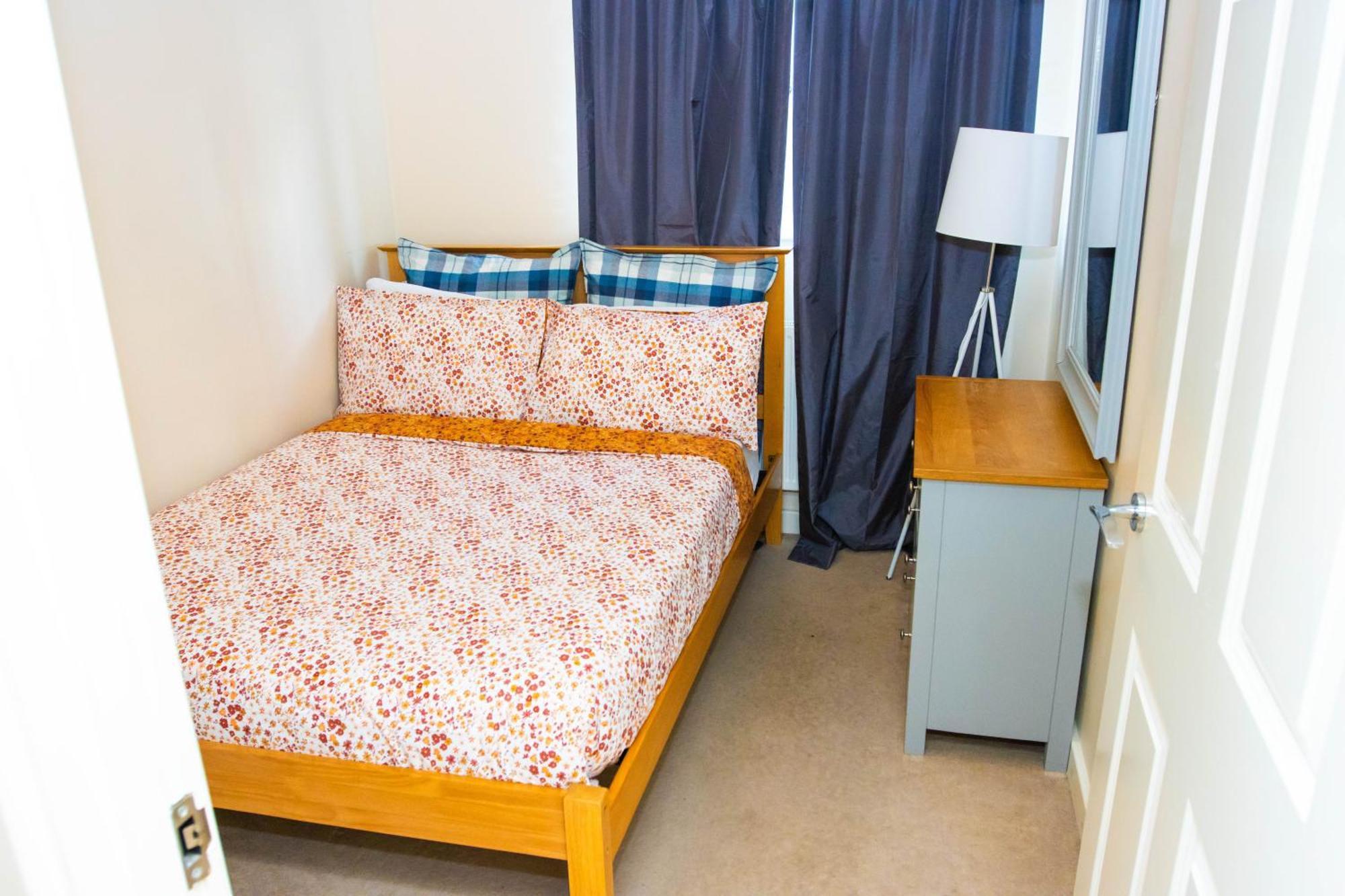 Sianavi Apartments Кетеринг Экстерьер фото
