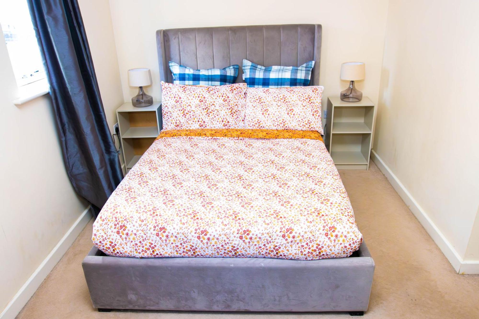 Sianavi Apartments Кетеринг Экстерьер фото